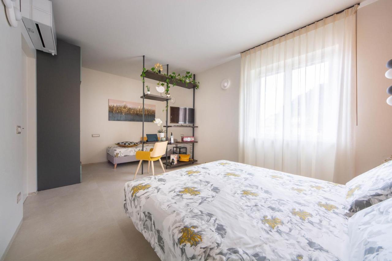 Casa Aura - Amalfi Coast Lejlighed Maiori Eksteriør billede