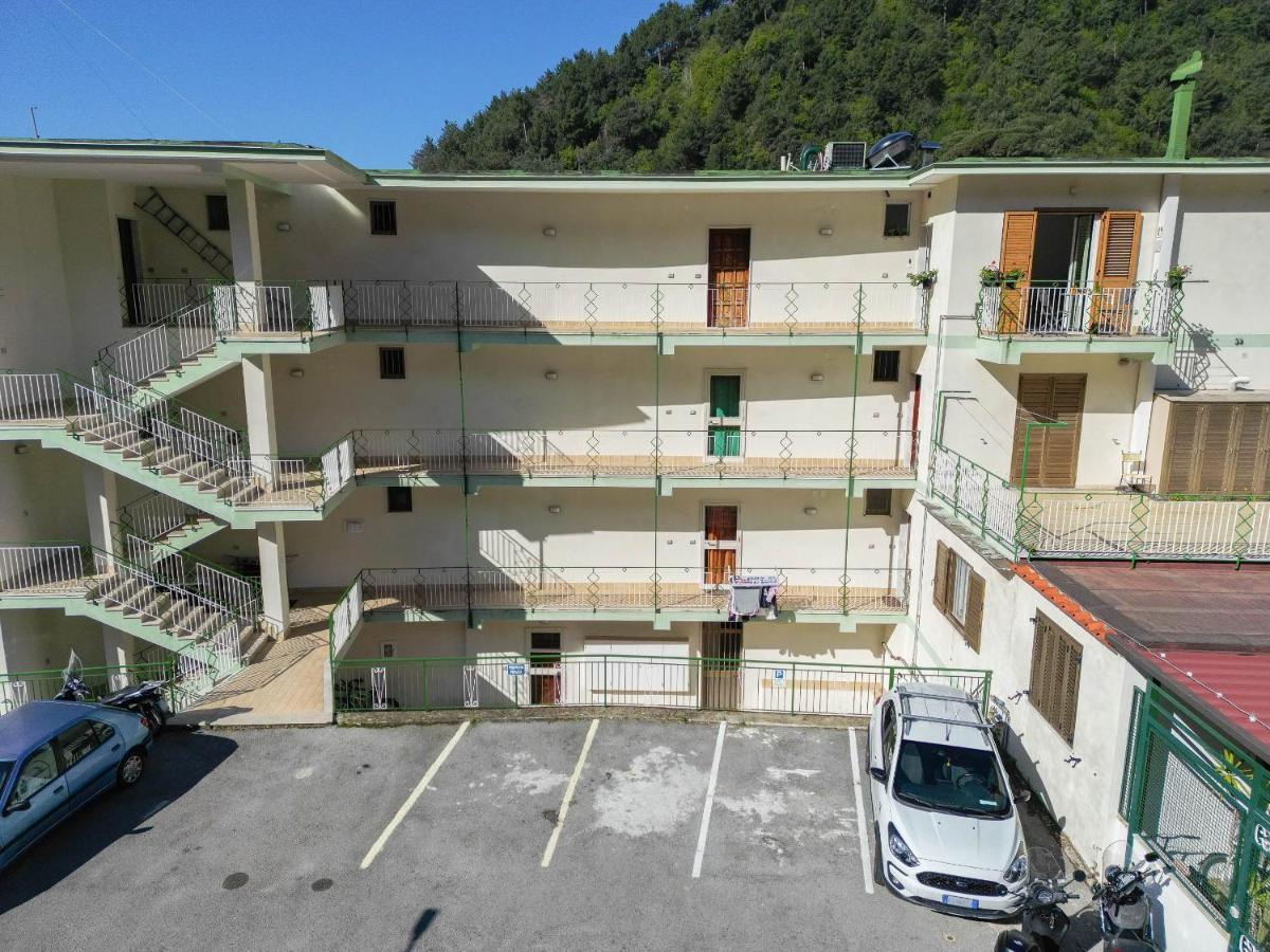 Casa Aura - Amalfi Coast Lejlighed Maiori Eksteriør billede