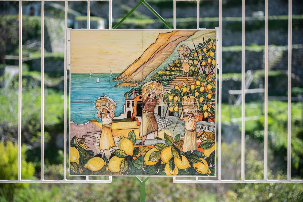 Casa Aura - Amalfi Coast Lejlighed Maiori Eksteriør billede